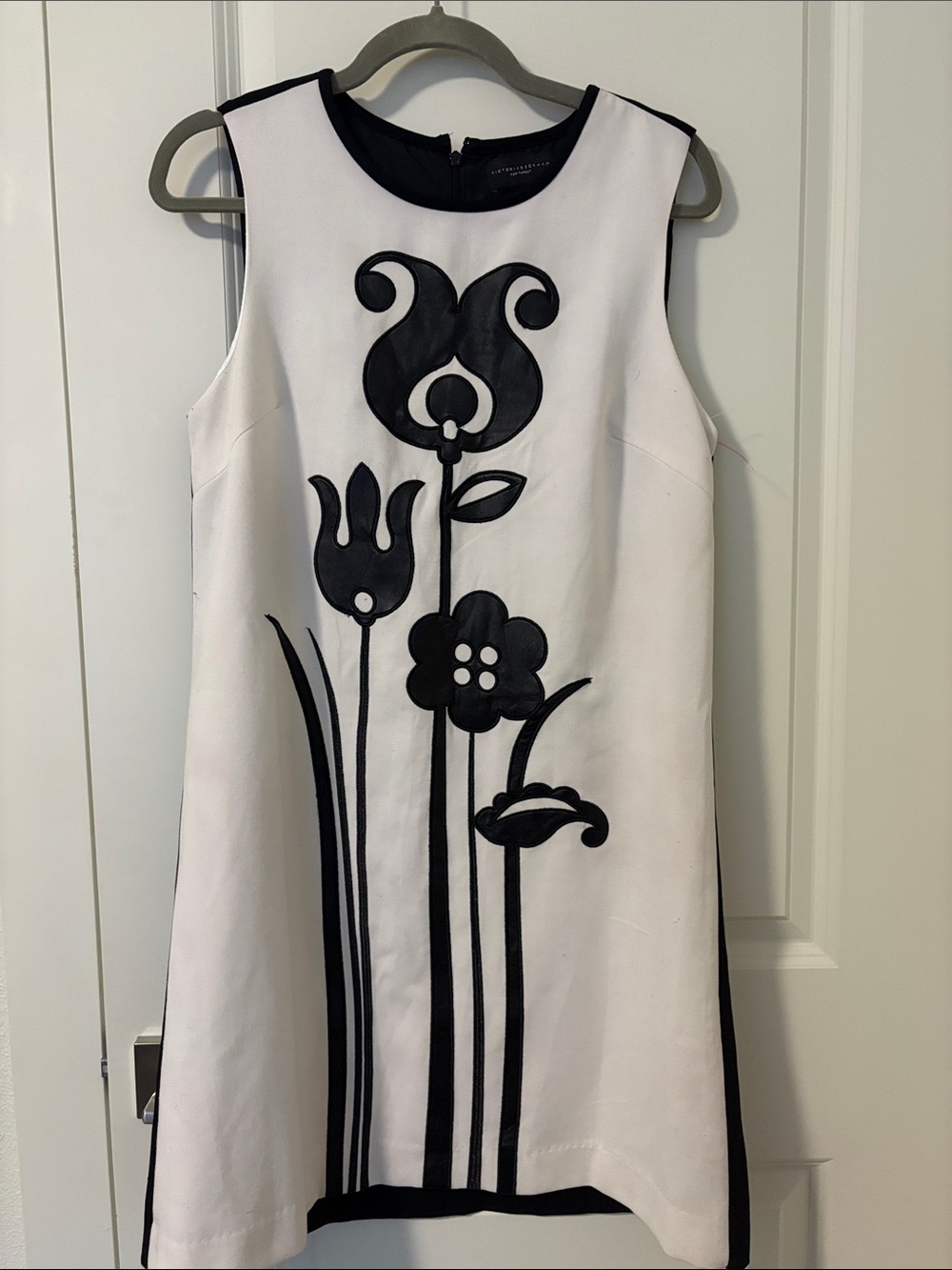 Victoria Beckham for Target White Shift Dress with Black Floral Appliqué